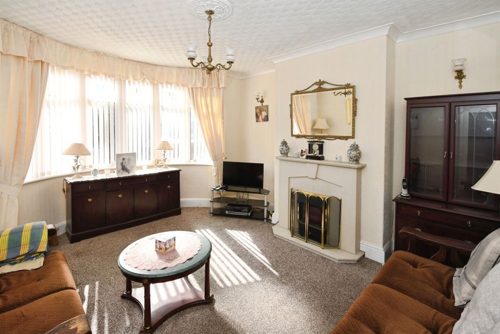 Property photo 3 of 19