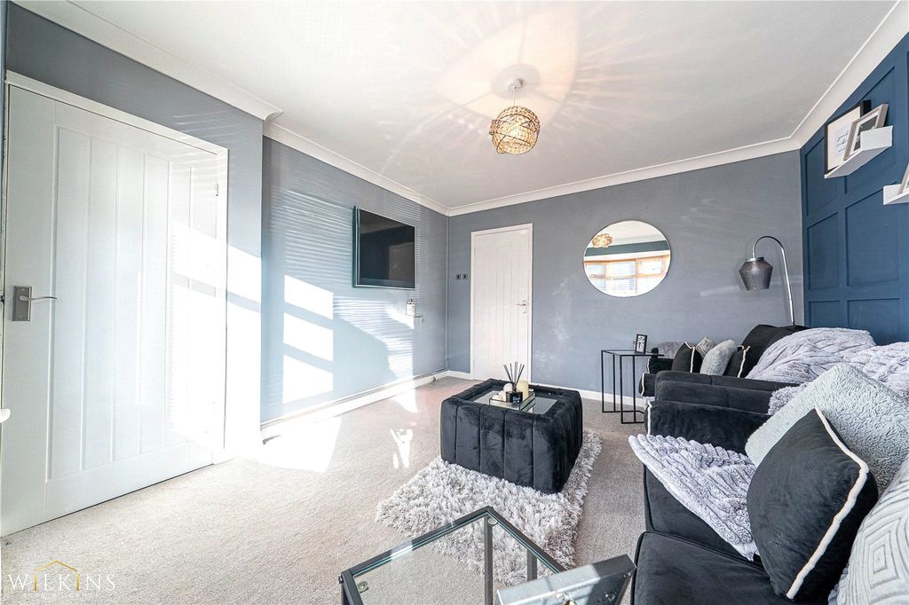 Property photo 3 of 34 Picture No. 43