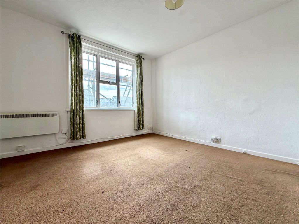 Property photo 3 of 5 Picture No. 11