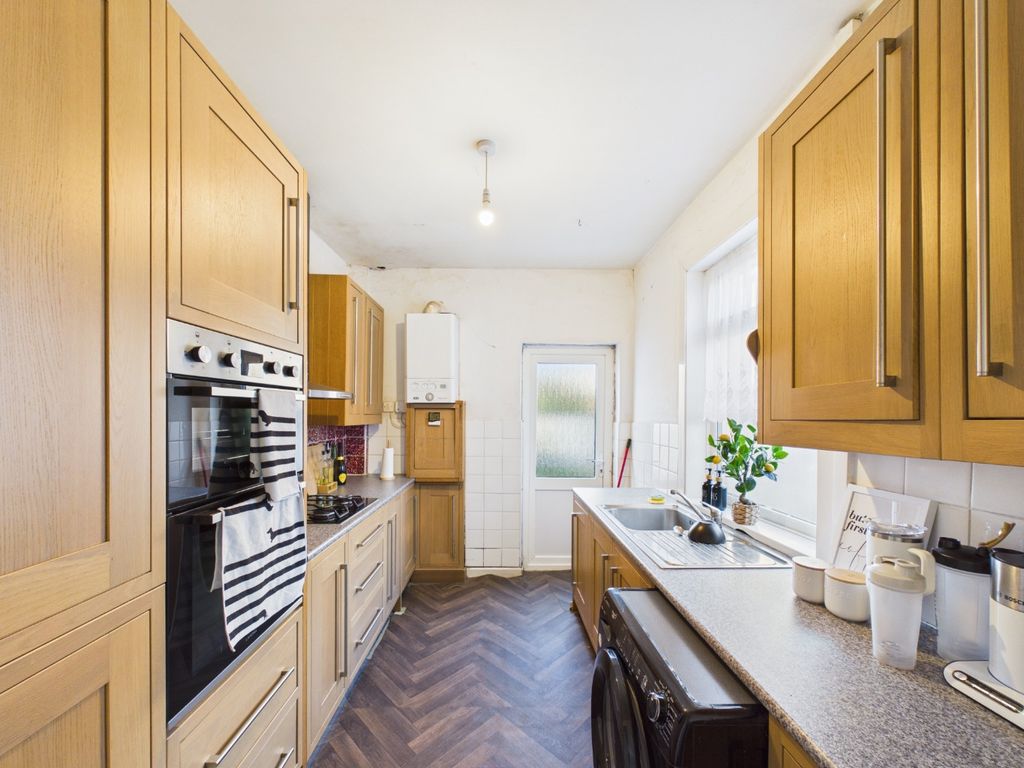 Property photo 3 of 9 4598408