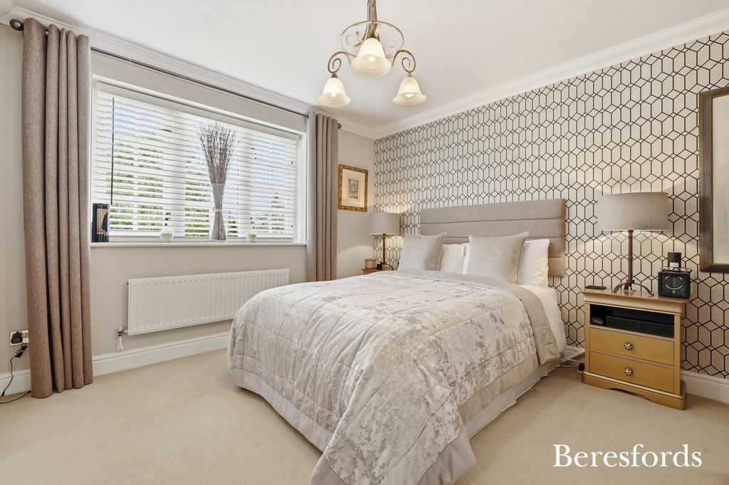 Additional image 19 of 5 bed detached house for saleCuckoo Way, Great Notley CM77