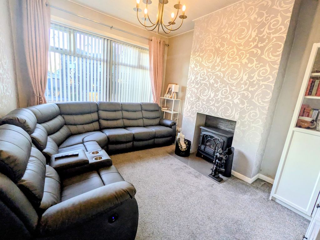 Property photo 2 of 29 1000038363