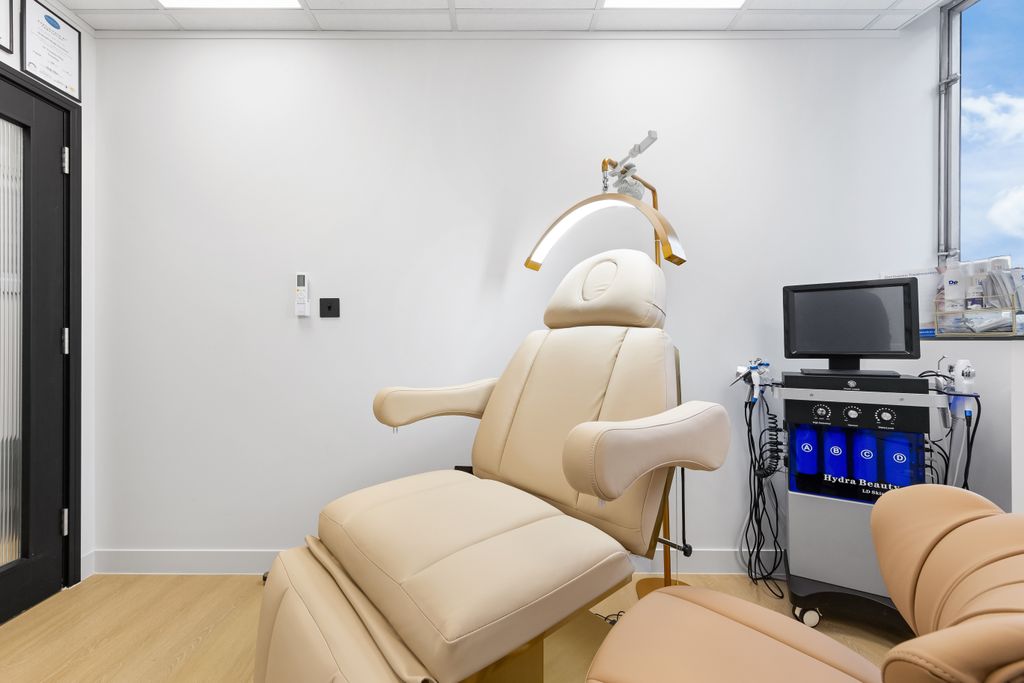 Property photo 2 of 5