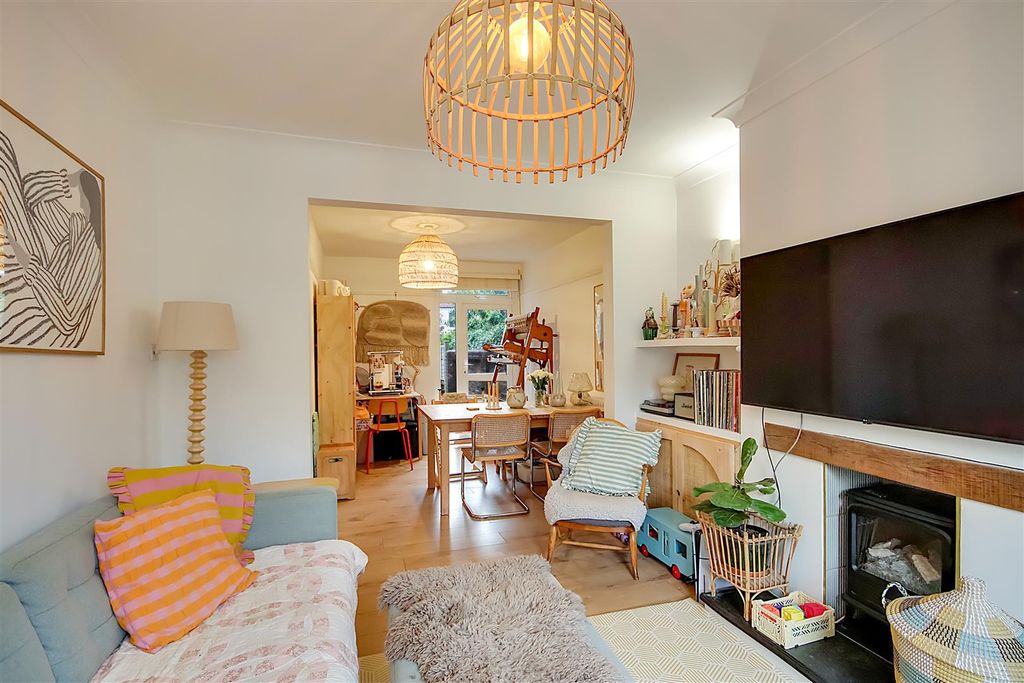 Property photo 3 of 16 Img_7481-Img_7483.Jpg