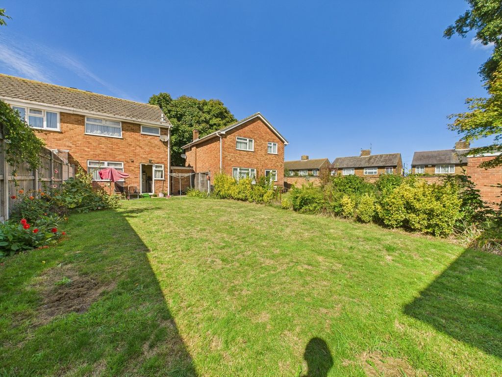 Property photo 3 of 12