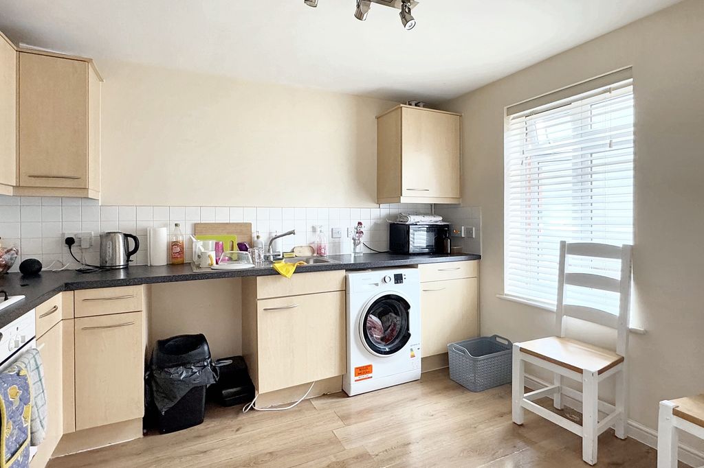 Property photo 2 of 11 Img_9671