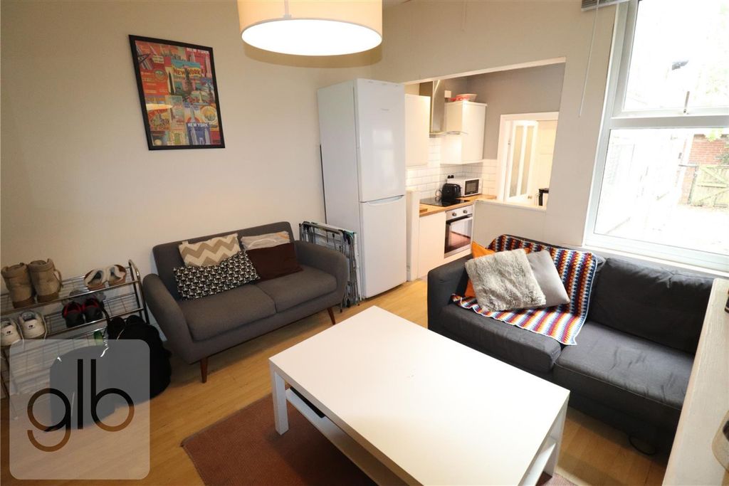 Property photo 3 of 15 3 (2).Png