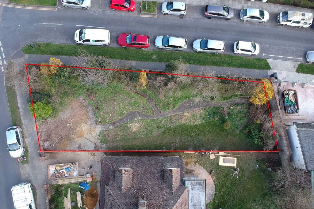 Property photo 1 of 7