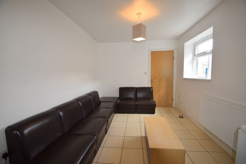 Property photo 3 of 13 Photo 11