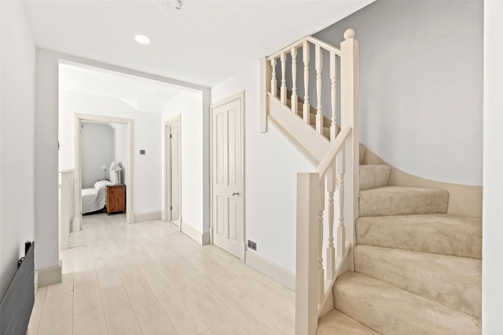 Additional image 15 of 5 bed detached house for saleCourtlands Avenue, Hampton TW12
