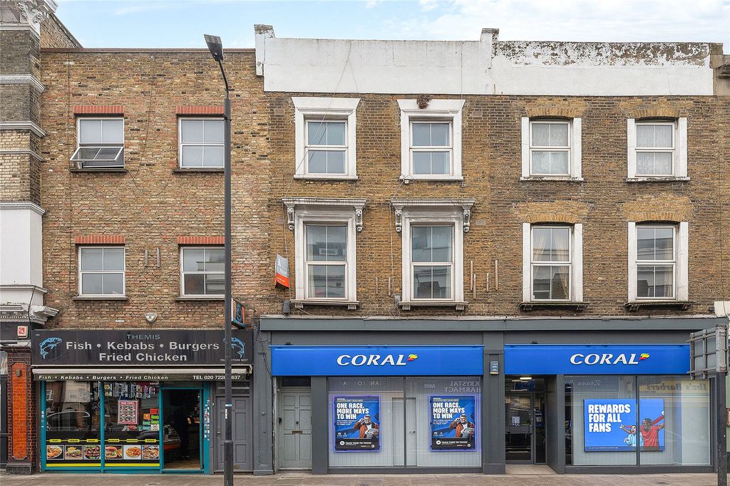 Property photo 2 of 9 Exterior