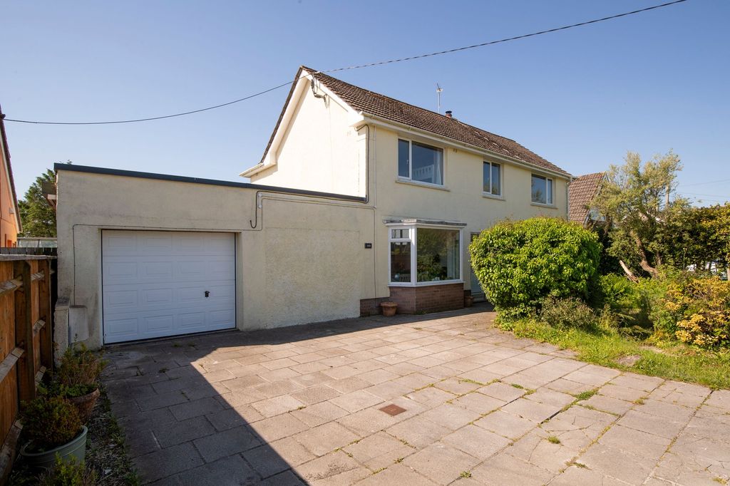 Property photo 1 of 26