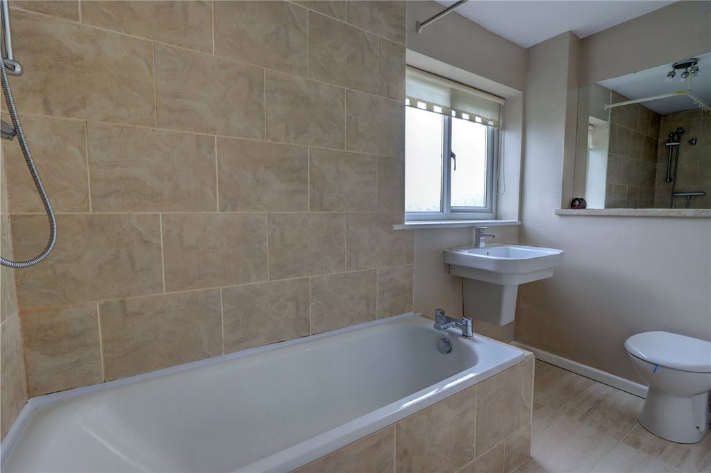 Property photo 3 of 11 Picture No. 04