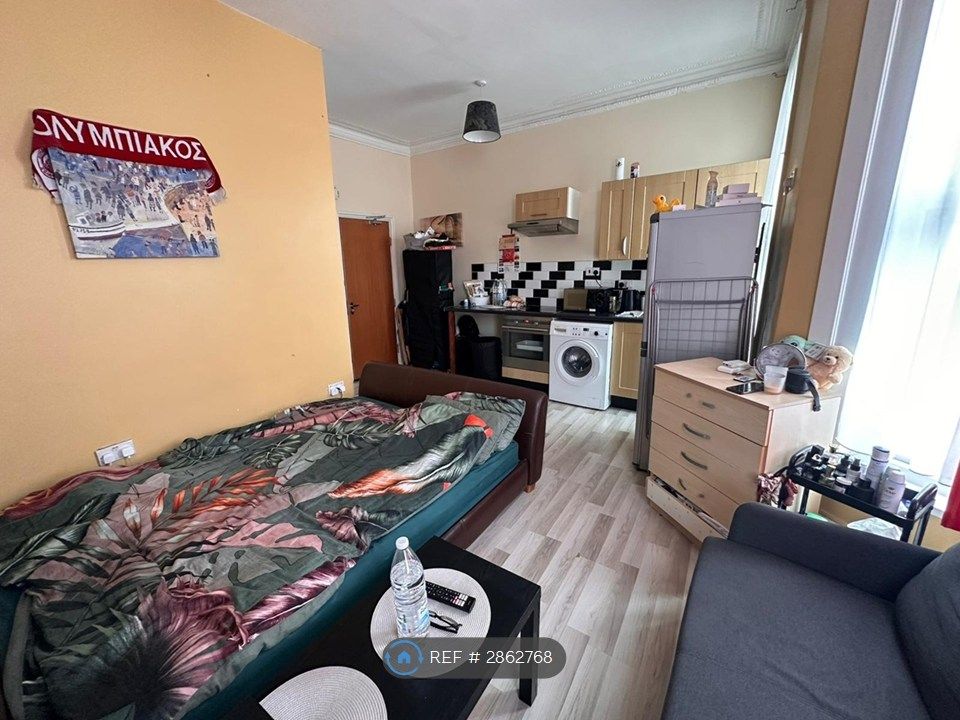 Property photo 2 of 7