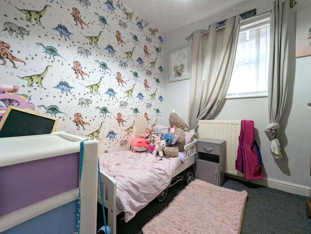 Property photo 3 of 6 Photograph 3