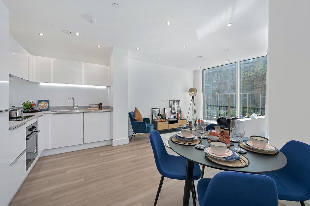 Property photo 3 of 14