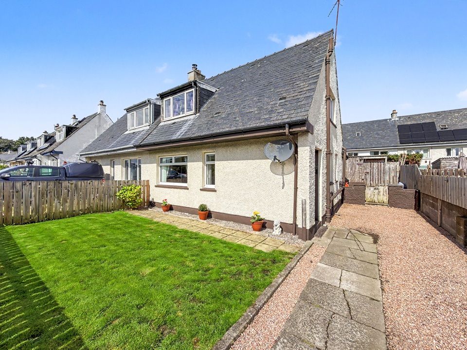 Property photo 1 of 23