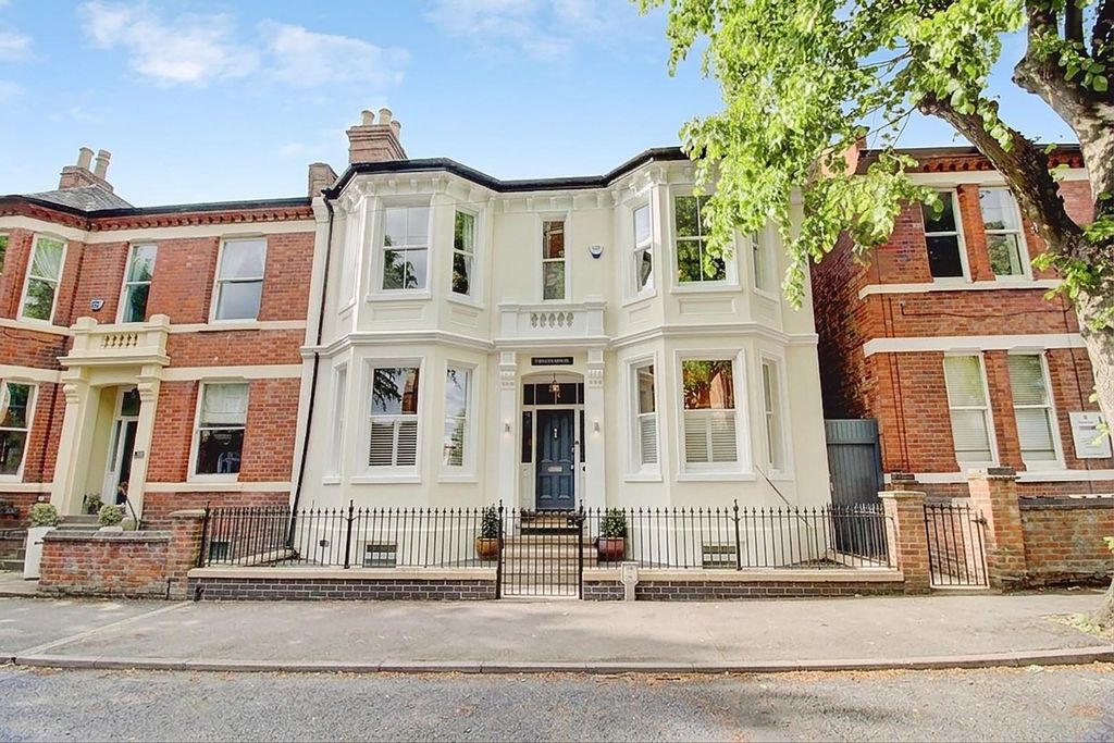 Additional image 54 of 5 bed semi-detached house for saleChester House, Leicester Street, Leamington Spa CV32