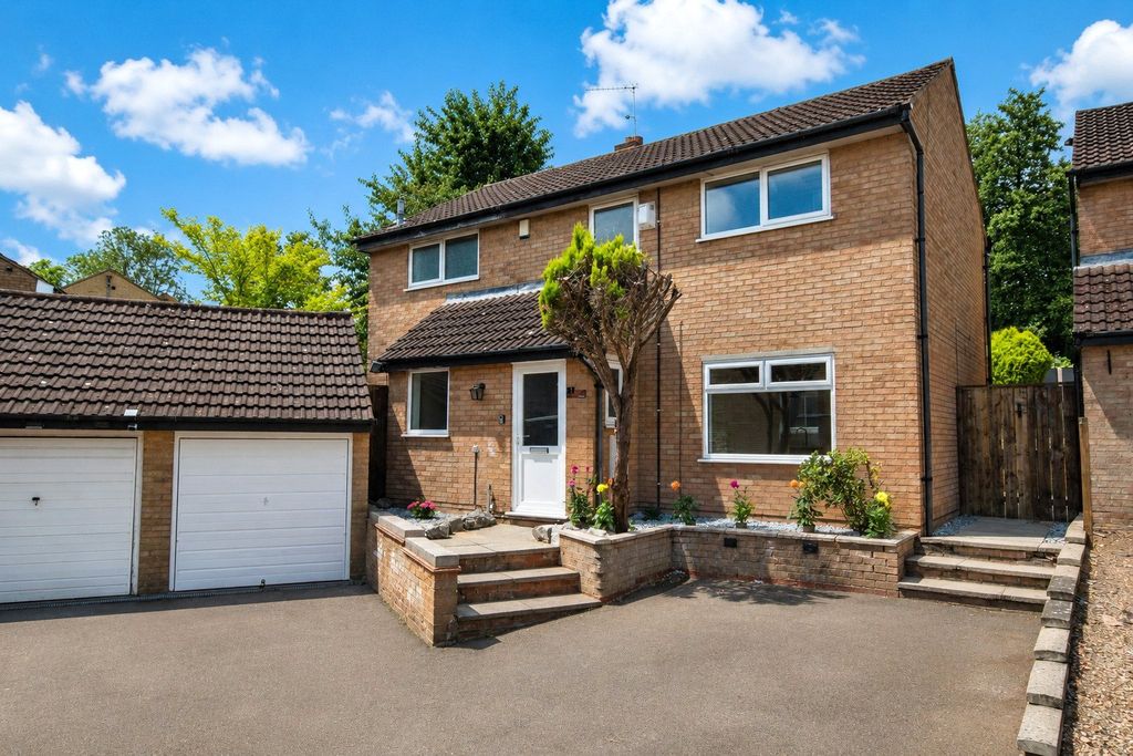 Property photo 1 of 18 Picture No. 11