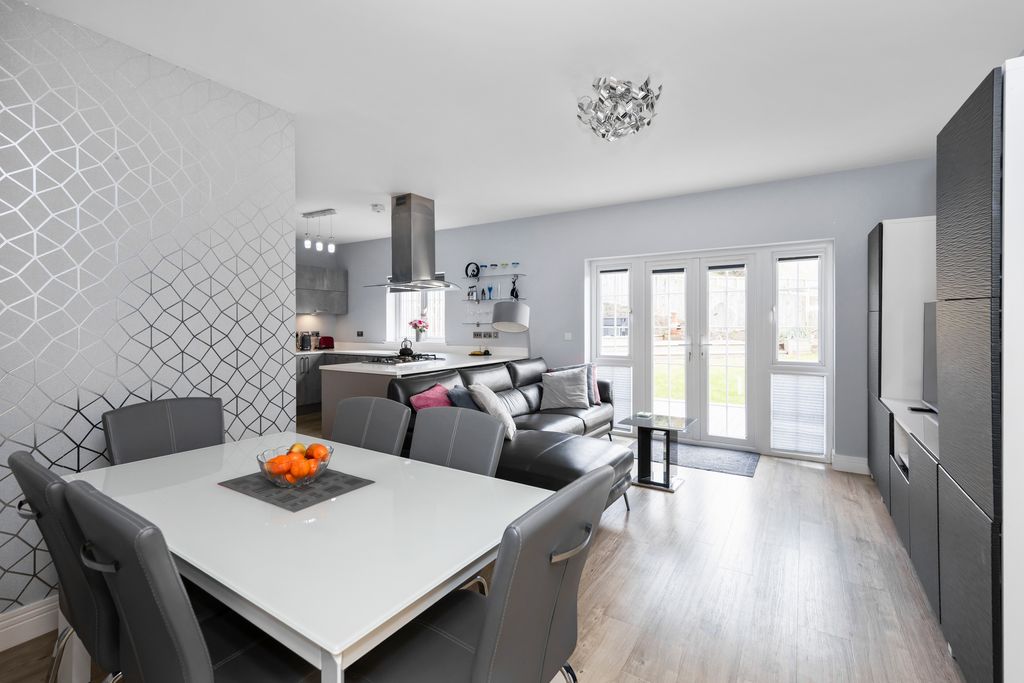 Property photo 3 of 29 Property Image 3