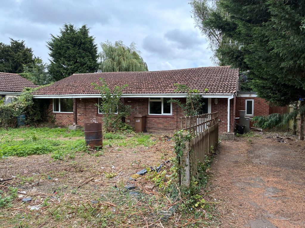 Property photo 1 of 6