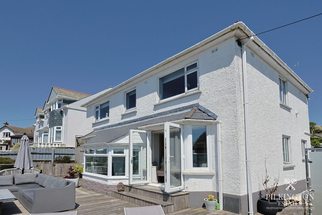 Property photo 2 of 25 5127134