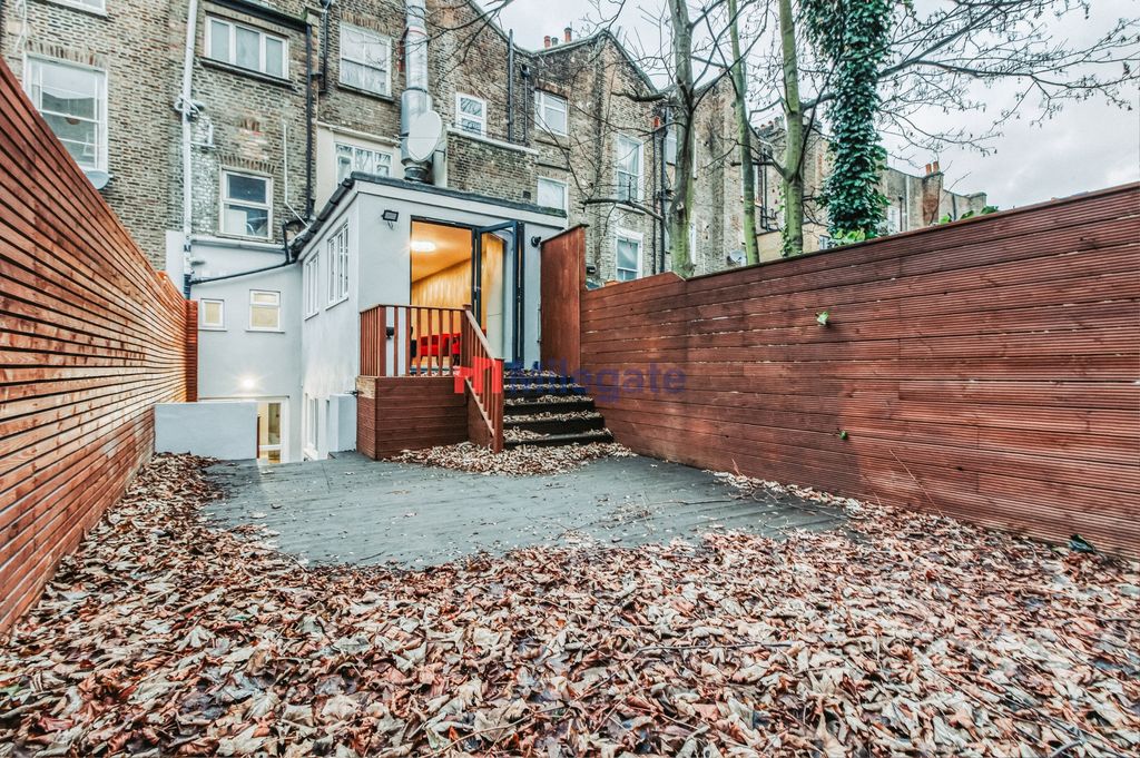Property photo 3 of 12 Photo 3