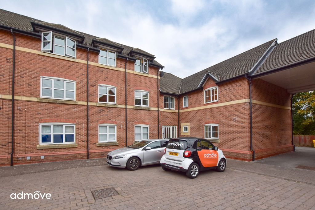 Property photo 2 of 17 Photo 2