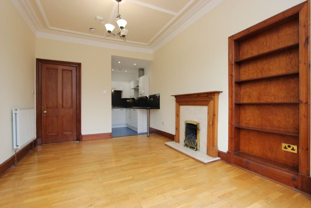 Property photo 3 of 10 Photo 3