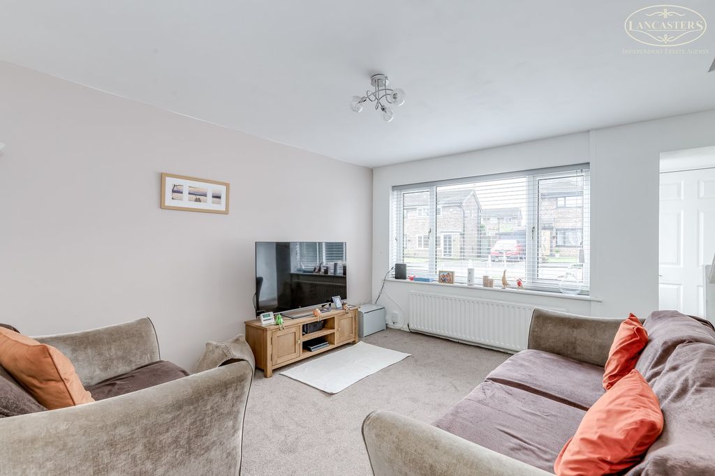 Property photo 2 of 18 Reception Room