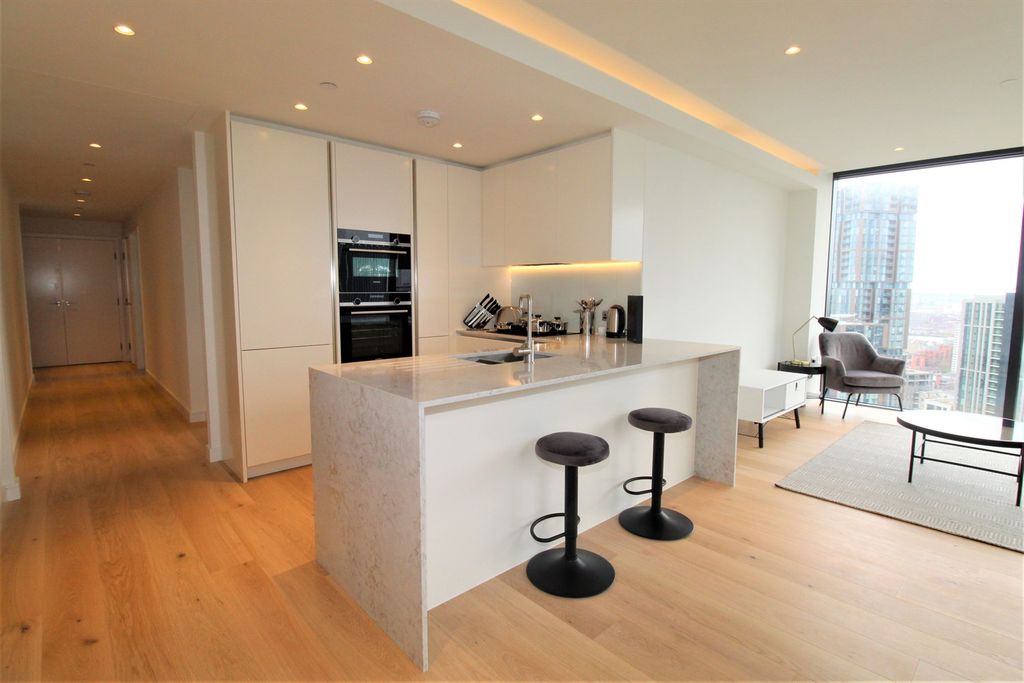 Property photo 3 of 19 1