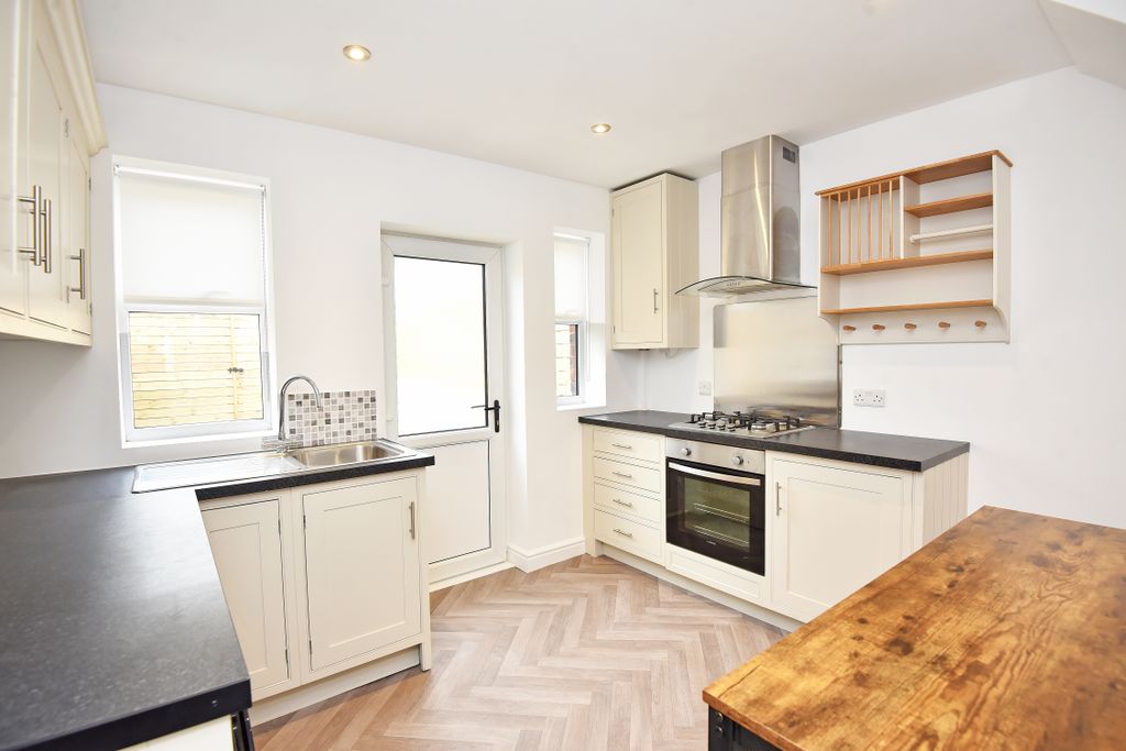 Property photo 2 of 9 Ajp_8358