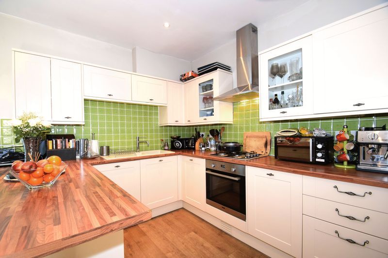 Property photo 2 of 13 Photo 10