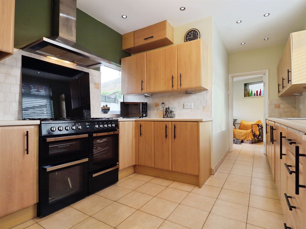 Property photo 3 of 23