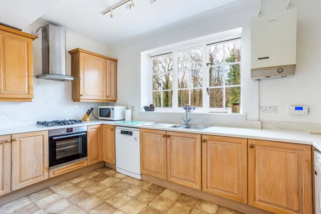 Property photo 3 of 11 Picture No. 36