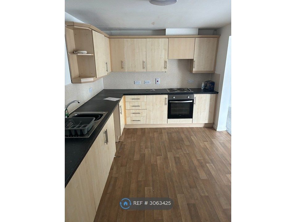 Property photo 2 of 3
