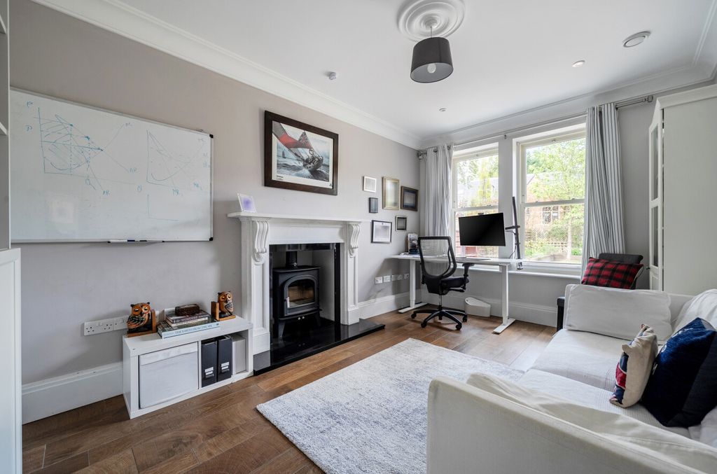 Additional image 11 of 6 bed detached house for saleWaterloo Road, Crowthorne, Berkshire RG45