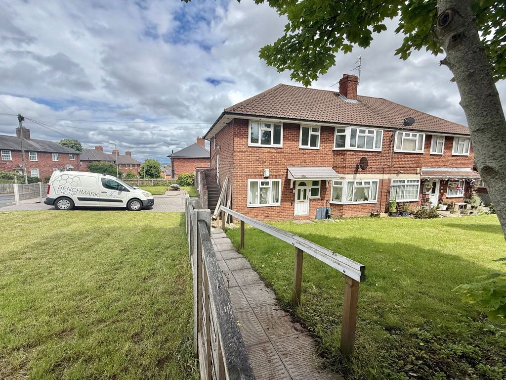 Property photo 1 of 25