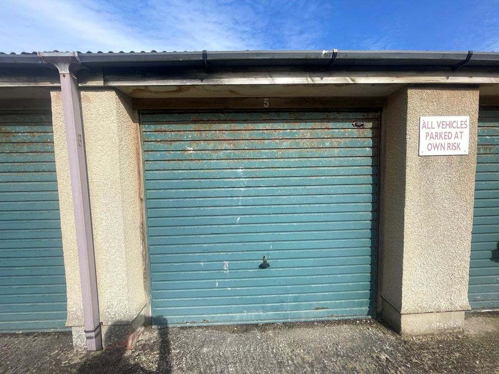 Property photo 1 of 3 Picture No. 03