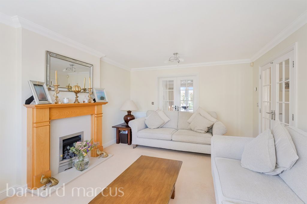 Property photo 3 of 28