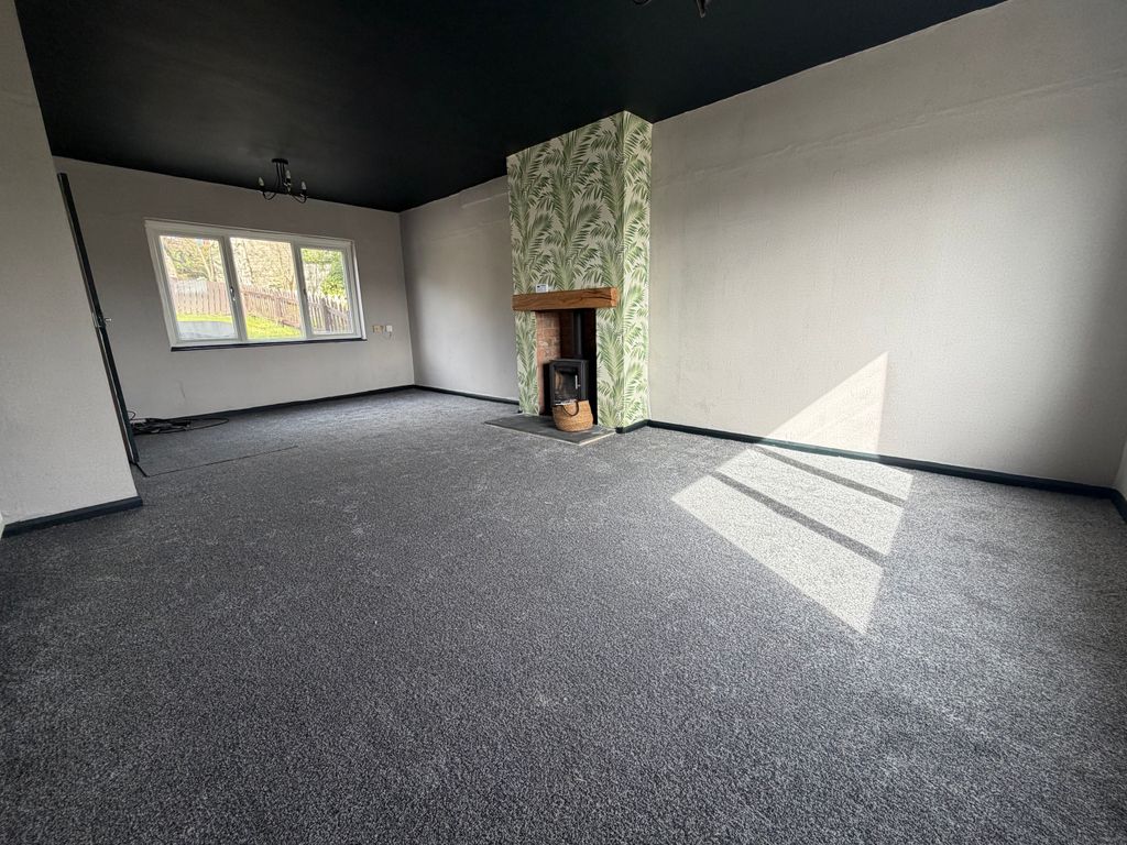 Property photo 2 of 14 Image