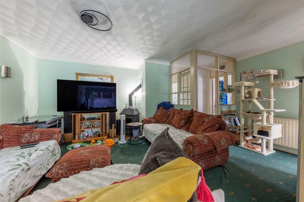 Property photo 2 of 18 Ba-7.Jpg