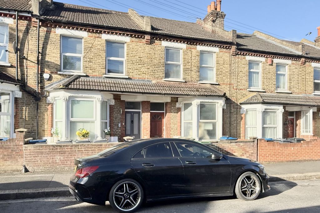 Property photo 1 of 13 1