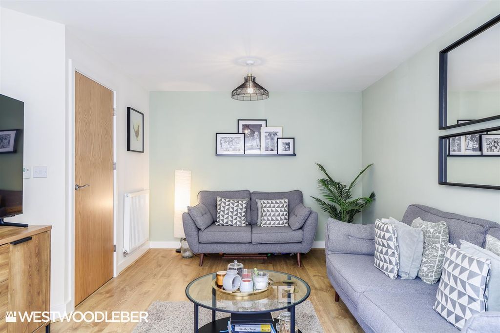 Property photo 2 of 25 Internal_4.Jpg