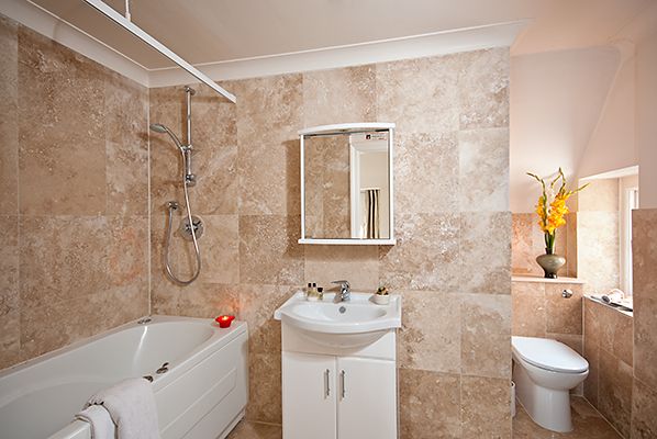 Property photo 3 of 6