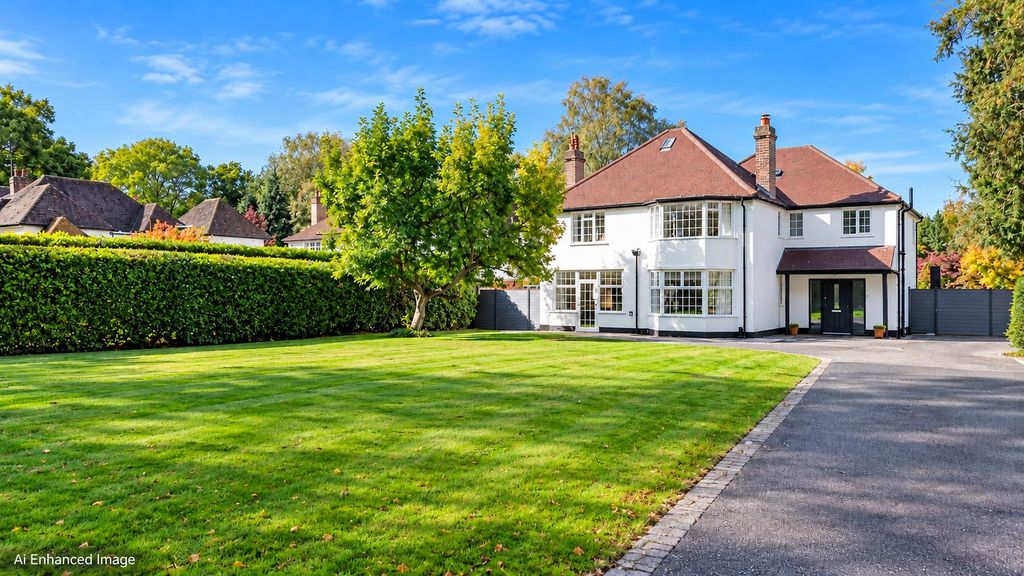 Property photo 1 of 44 Sunlit Suburban Home And Garden.Png