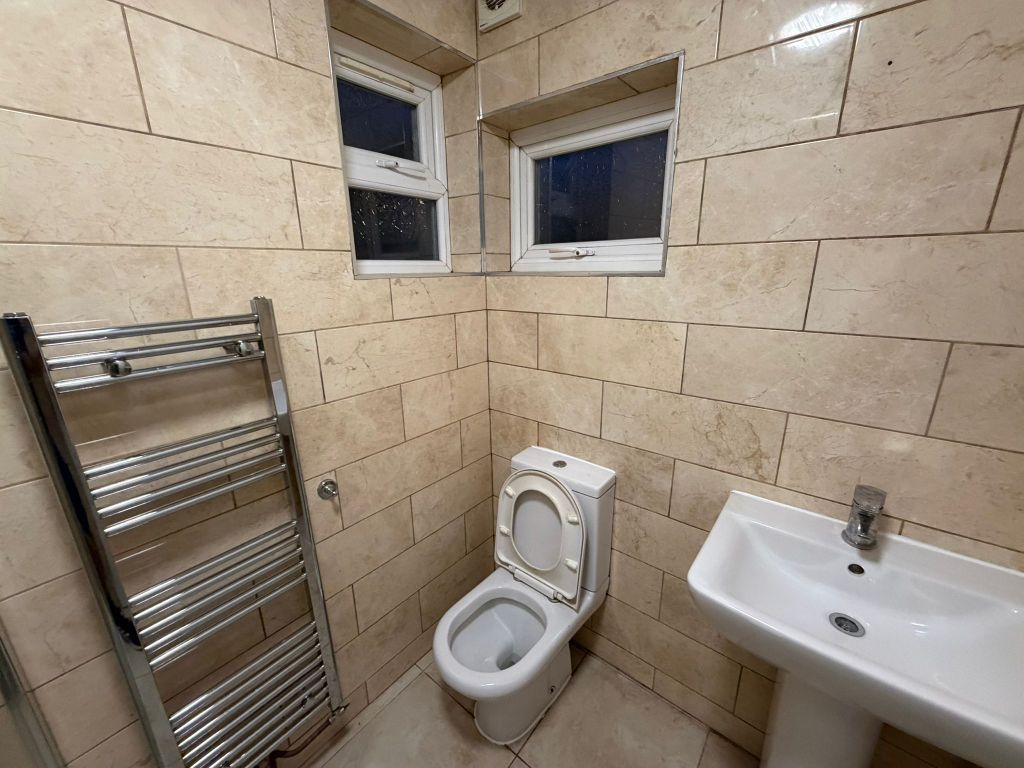 Property photo 1 of 12 Img-20251112-Wa0024