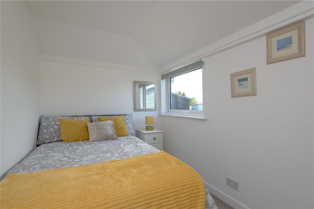 Additional image 9 of 2 bed bungalow for sale3 Chalet, Back Road, Belhaven, Dunbar, East Lothian EH42