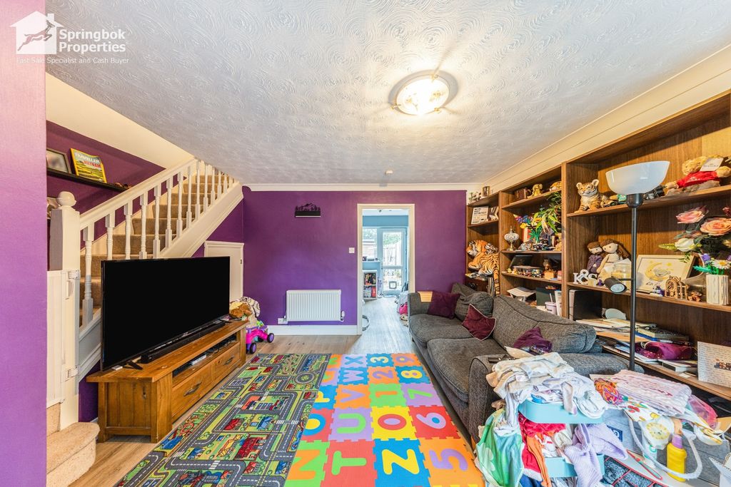 Property photo 2 of 12 Image 1