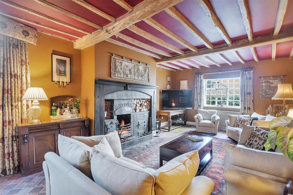 Property photo 1 of 38 Drawing Room